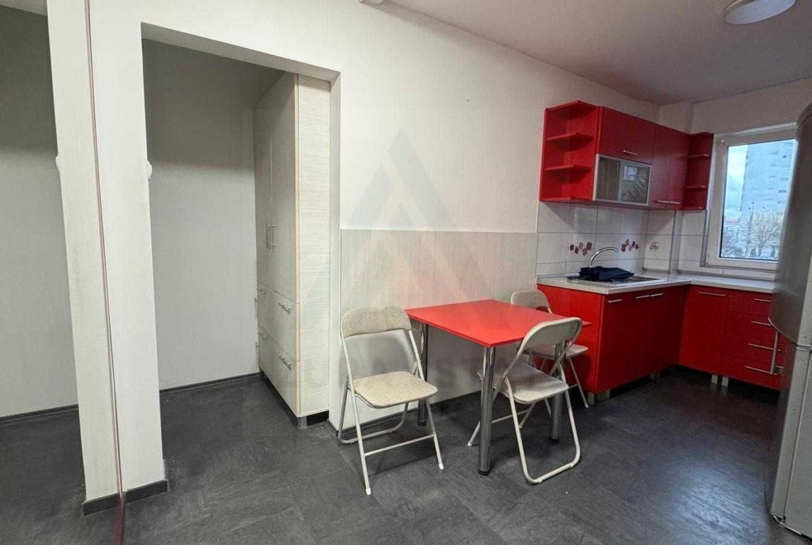 Apartament renovat 3 camere 2 dormitoare zona Mihai Viteazu