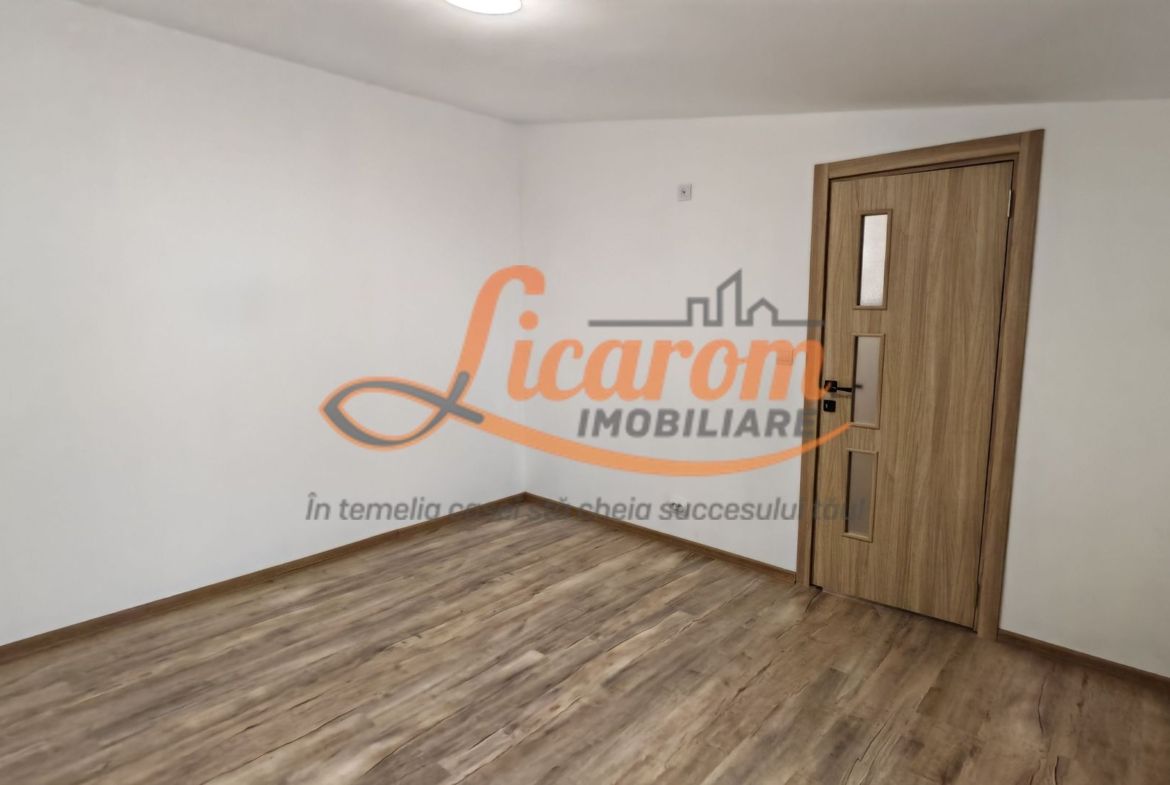 Casa P+E zona Astra-Racadau,4 camere,curte comuna.Comision 0