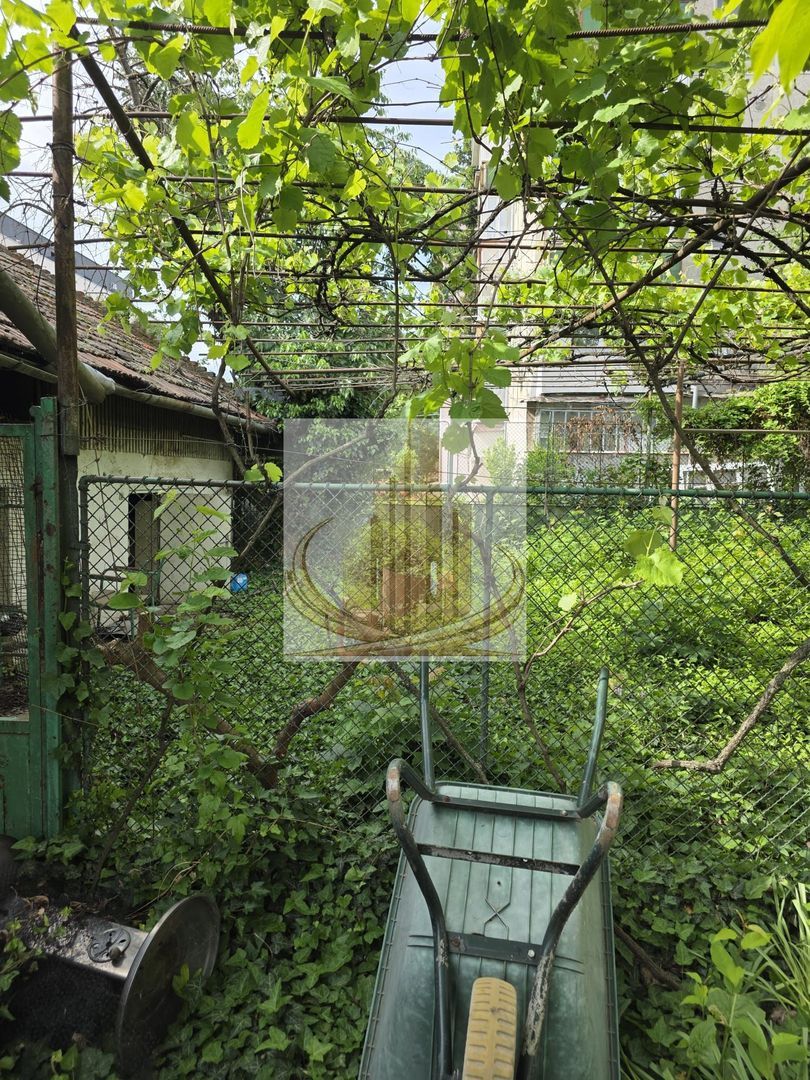 anBn-11582 Casa 190mp cu teren 1100mp Lipovei