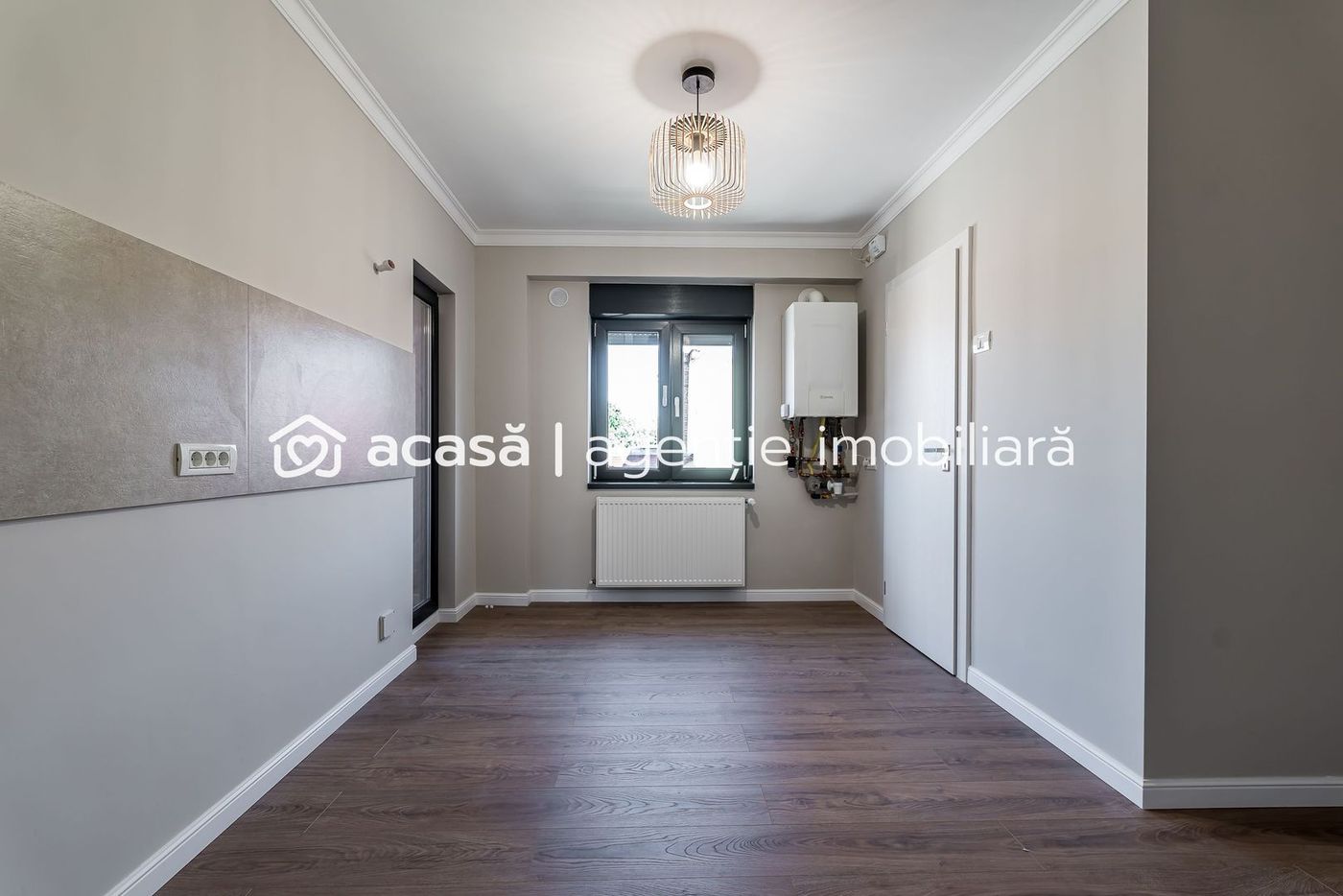 anBn-11608 Apartament ultracentral cu 4 camere renovat recent Comision 0