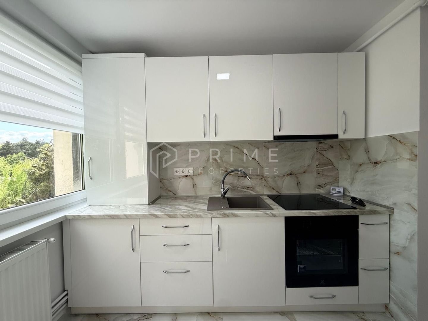anBn-11674 PRIMA ÎNCHIRIERE | 2 Camere Decomandat | Zona Cornișa – UMFST