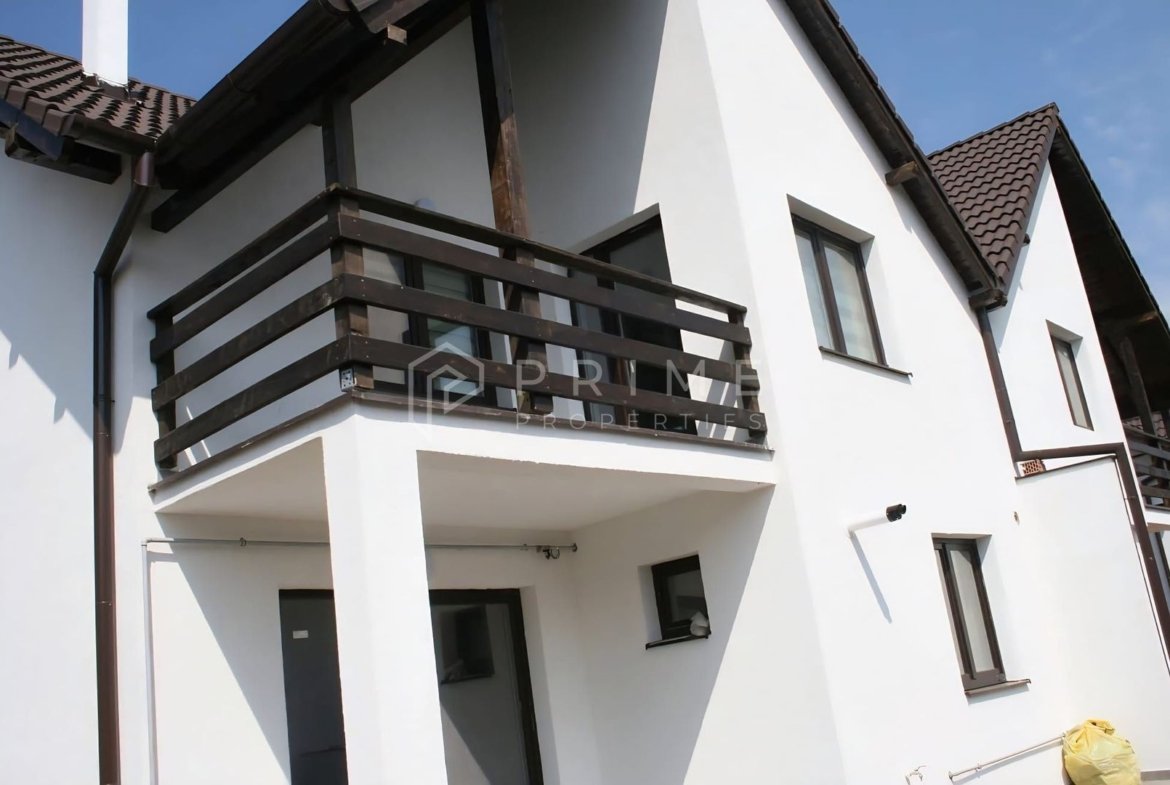 Casă tip duplex complet amenajată si mobilată | șemineu și garaj |