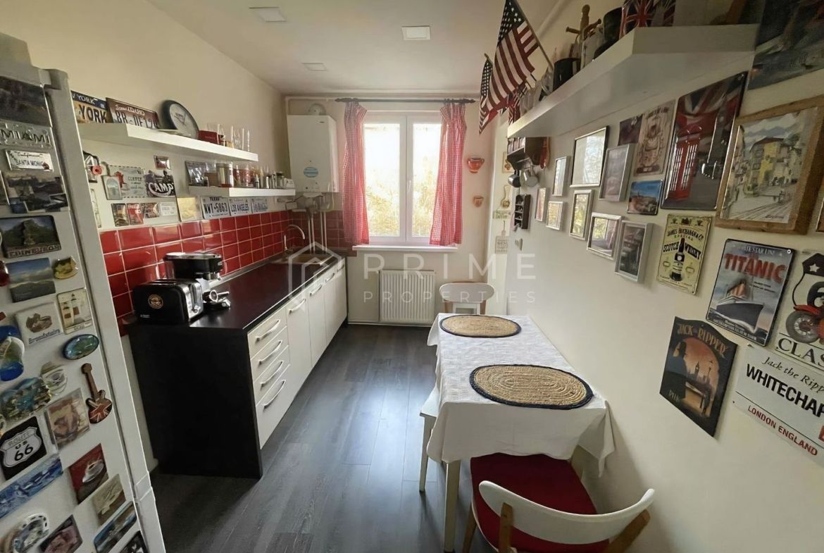 Apartament 2 camere semicentral etaj 3