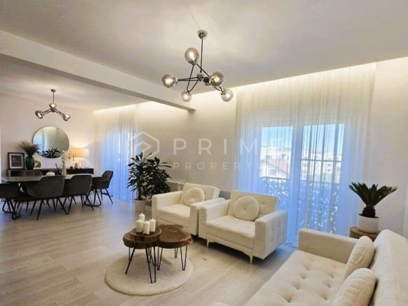 Penthouse 120 mp utili, 4 camere, cu terase generoase 60 mp, Unirii