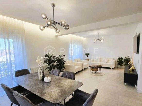Penthouse 120 mp utili, 4 camere, cu terase generoase 60 mp, Unirii