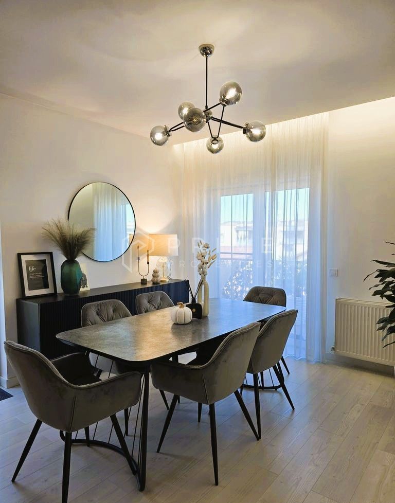 Penthouse 120 mp utili, 4 camere, cu terase generoase 60 mp, Unirii