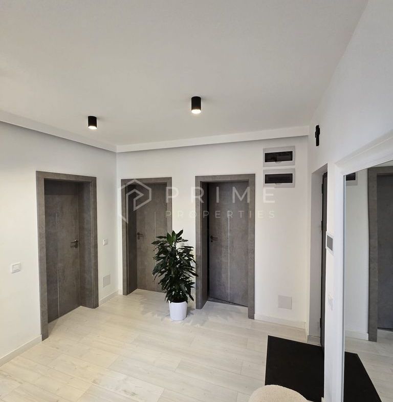 Penthouse 120 mp utili, 4 camere, cu terase generoase 60 mp, Unirii