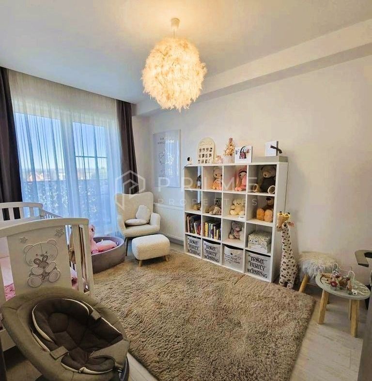 Penthouse 120 mp utili, 4 camere, cu terase generoase 60 mp, Unirii