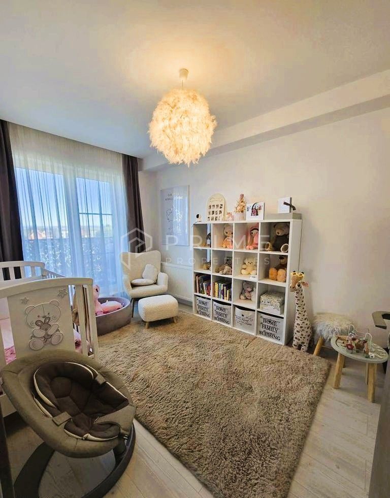 Penthouse 120 mp utili, 4 camere, cu terase generoase 60 mp, Unirii