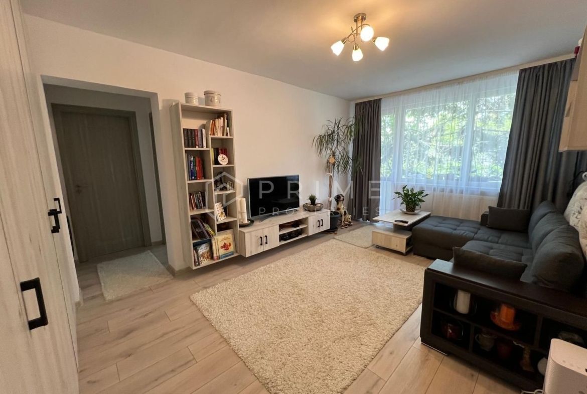 Apartament 2 camere | Aleea Carpați | Etaj 3/4 | Balcon 9 mp