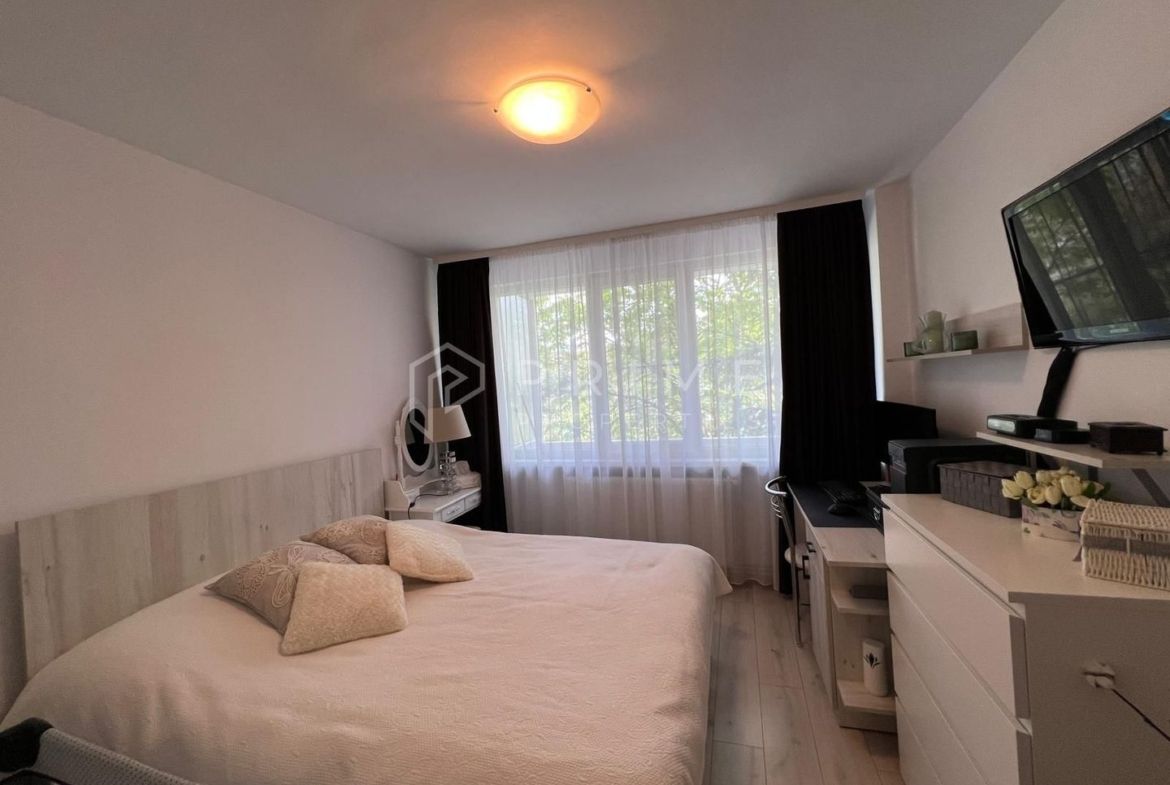 Apartament 2 camere | Aleea Carpați | Etaj 3/4 | Balcon 9 mp