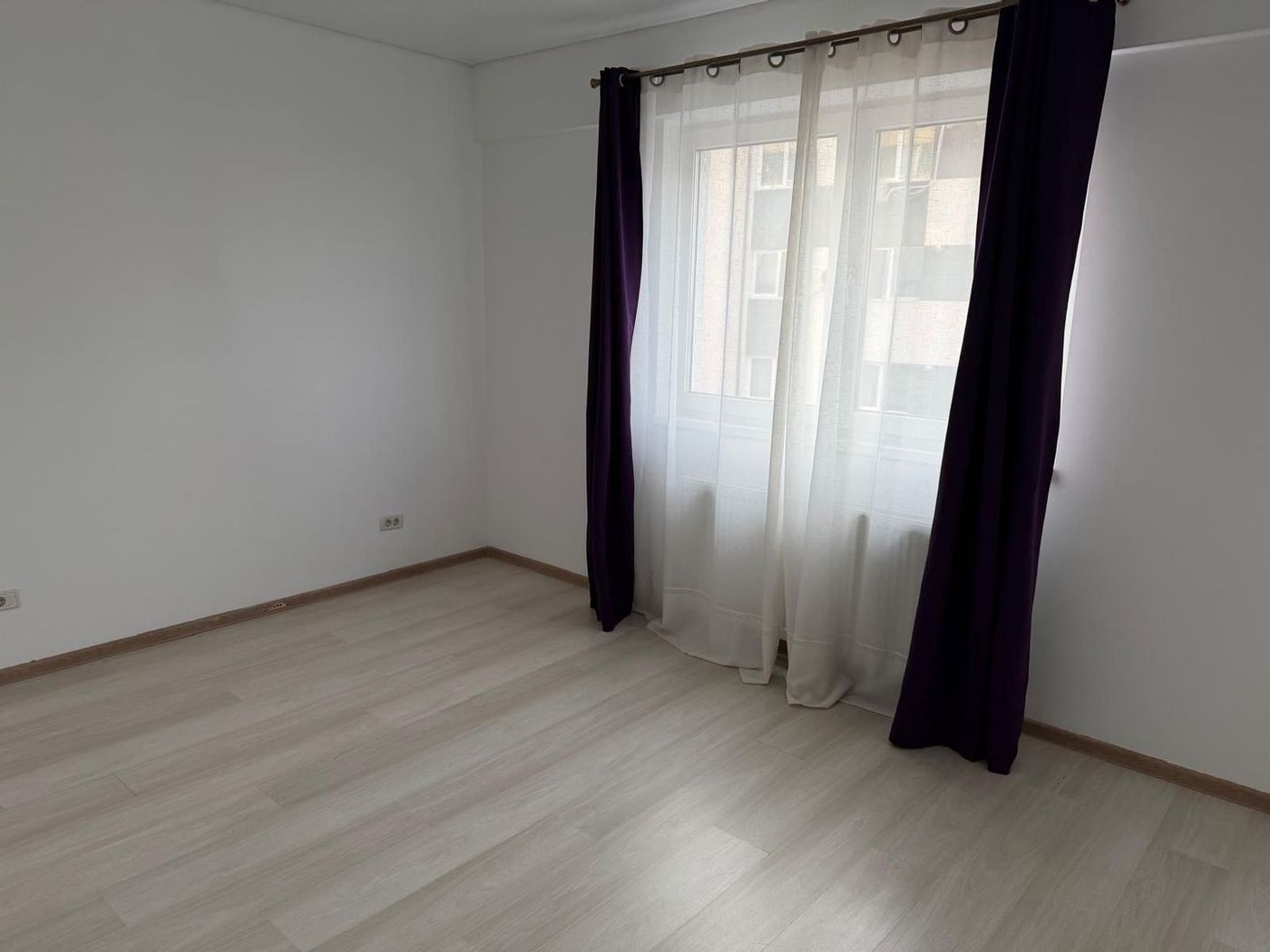 Apartament 3 camere Militari Residence – Pollux Residence