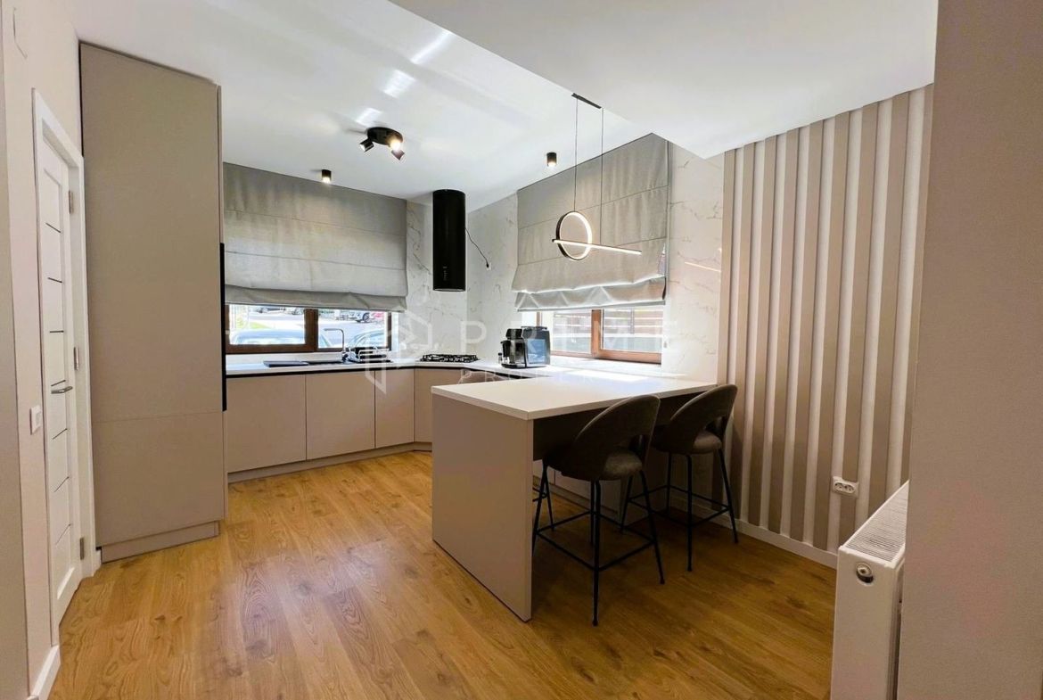 Casă Duplex de vânzare – Corunca | Design deosebit, aproape de pădure