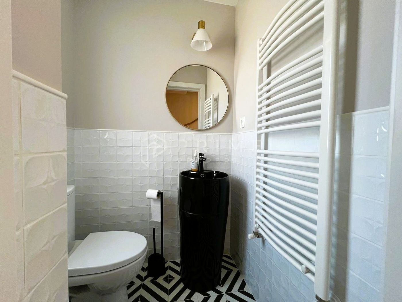 Casă Duplex de vânzare – Corunca | Design deosebit, aproape de pădure
