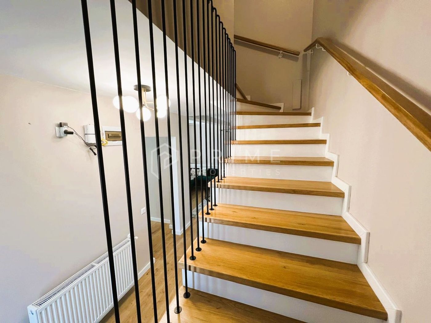 Casă Duplex de vânzare – Corunca | Design deosebit, aproape de pădure
