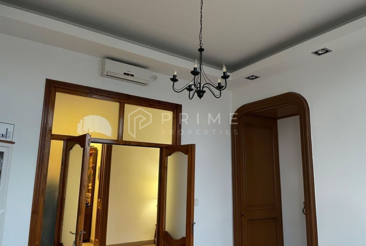 Închiriere apartament ultracentral cu 2 camere