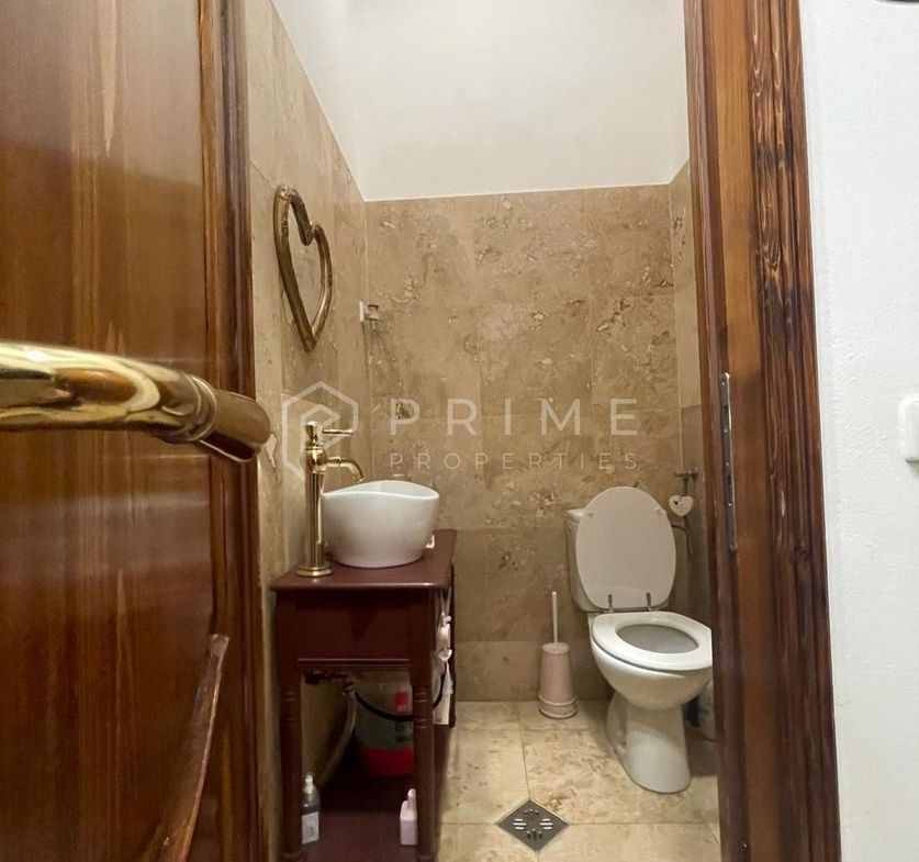 Închiriere apartament ultracentral cu 2 camere