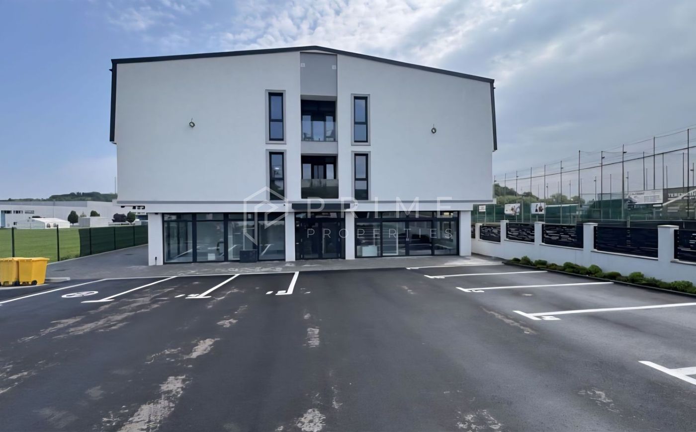 Apartament modern 2 camere Corunca aproape de Shopping City