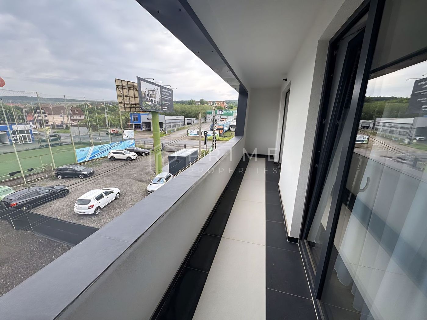 Apartament modern 2 camere Corunca aproape de Shopping City