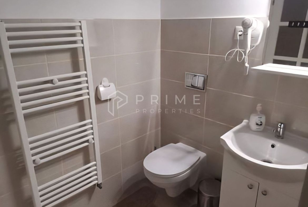 Casă individuală 310mp utili, 8 camere, piscină