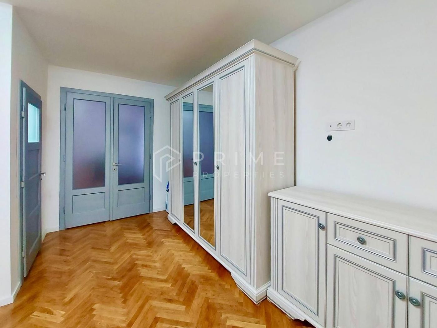 Casa renovata complet | Zona Platou | Ideala locuinta sau investitie