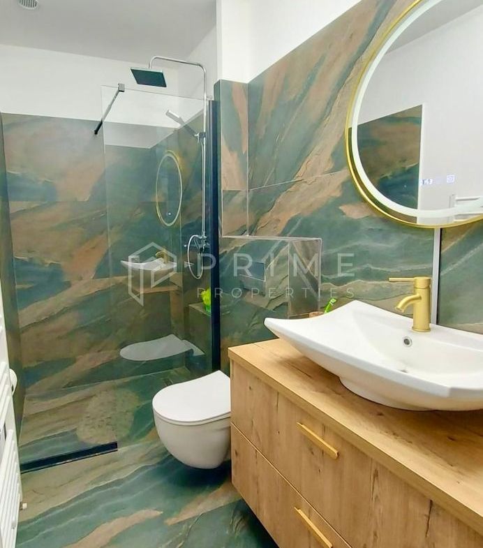 Casa renovata complet | Zona Platou | Ideala locuinta sau investitie