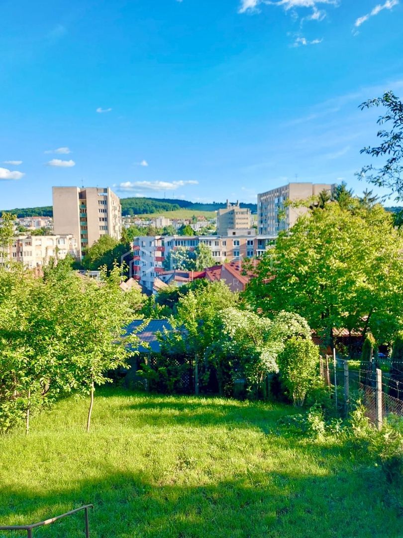 Casa renovata complet | Zona Platou | Ideala locuinta sau investitie