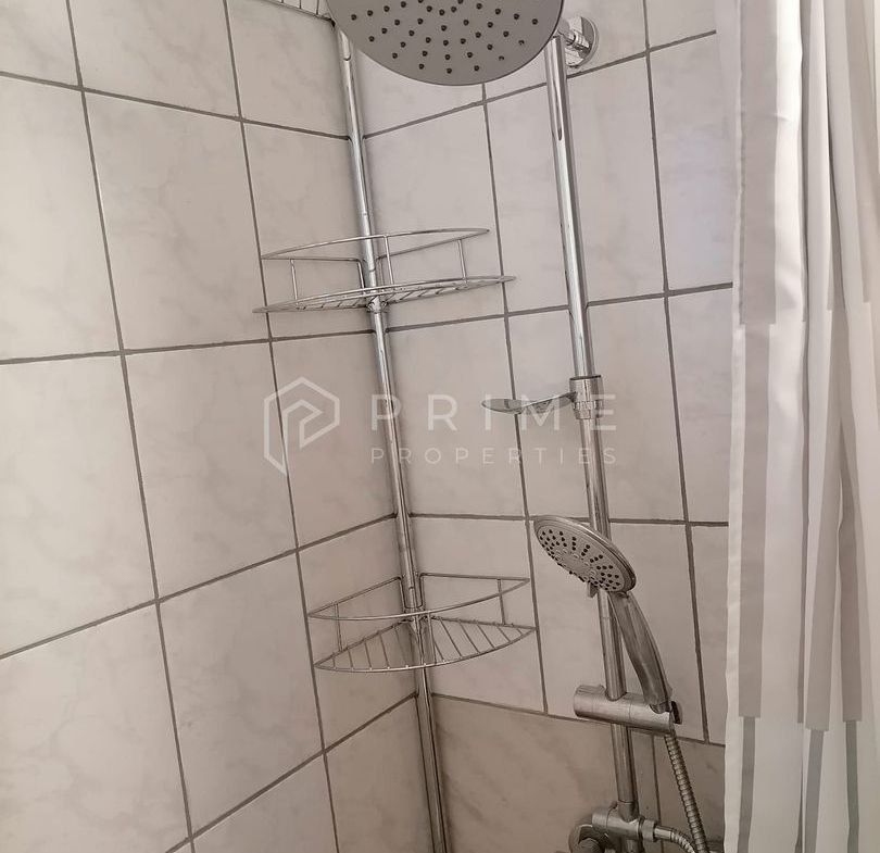 Apartament 3 camere de închiriat – Dâmbu, etaj 1, ideal pentru studenț