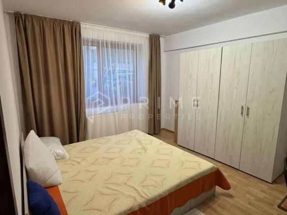 Vă prezentăm 2 camere, confort și acces rapid UMFST