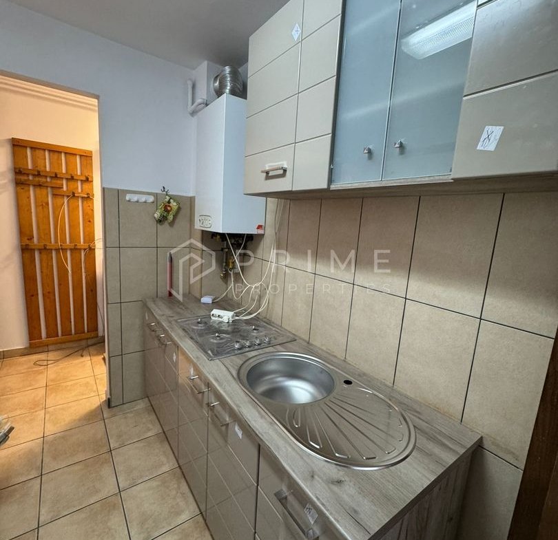 Vă prezentăm 2 camere, confort și acces rapid UMFST