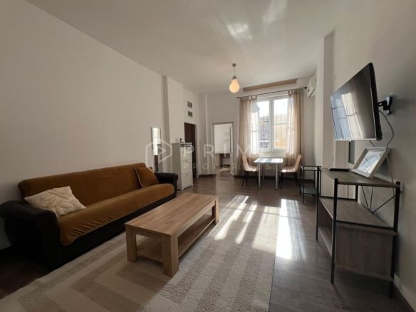 Apartament 3 camere de închiriat – 7 Noiembrie, Târgu Mureș