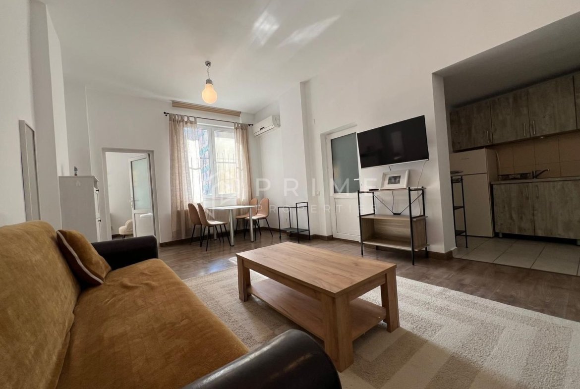 Apartament 3 camere de închiriat – 7 Noiembrie, Târgu Mureș
