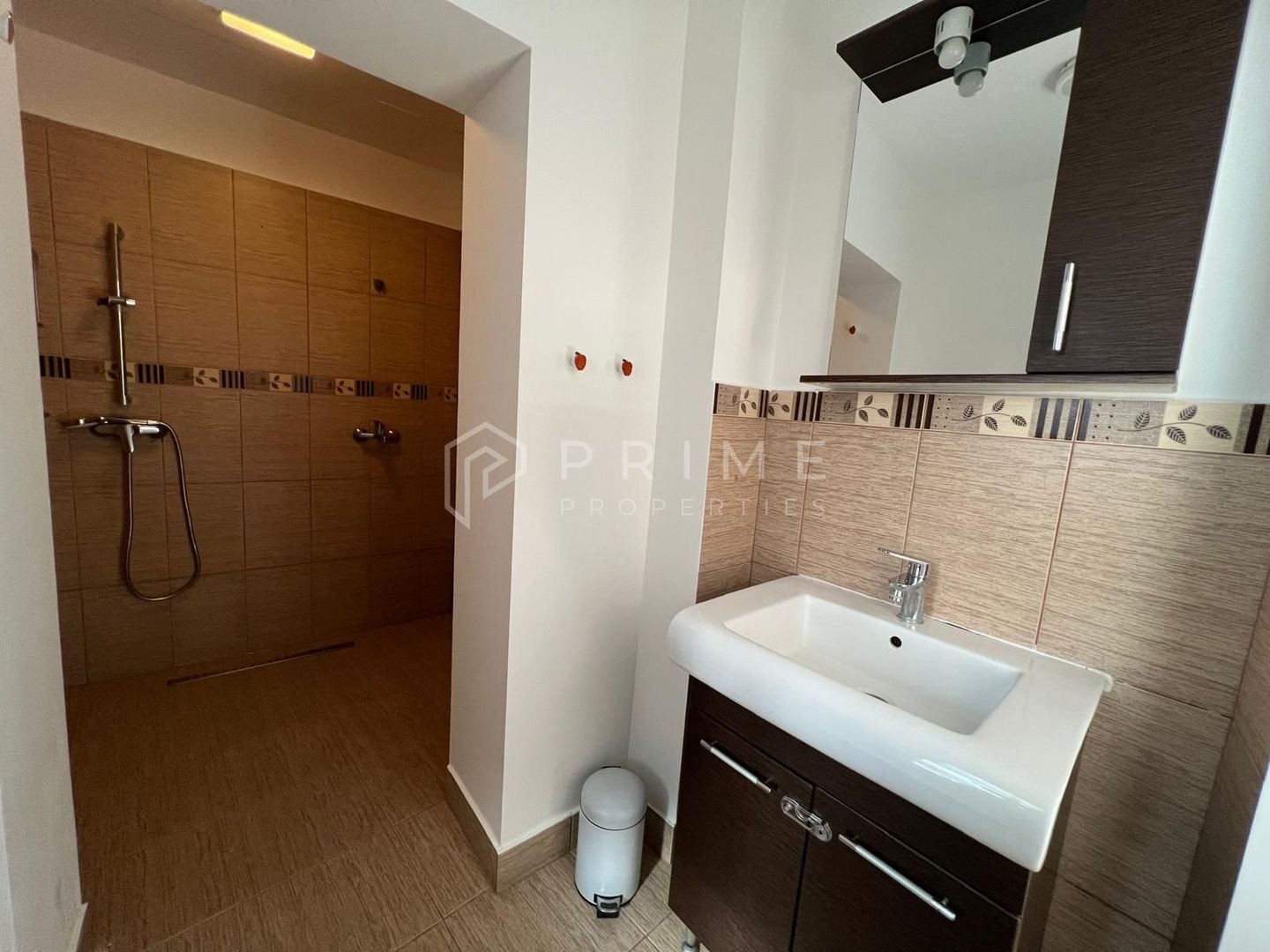 anBn-12801 Apartament 3 camere de închiriat – 7 Noiembrie, Târgu Mureș