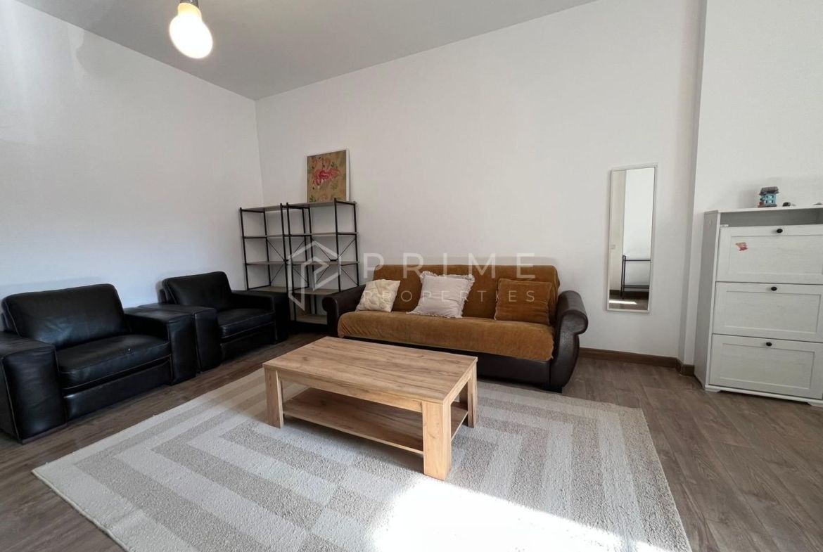 Apartament 3 camere de închiriat – 7 Noiembrie, Târgu Mureș