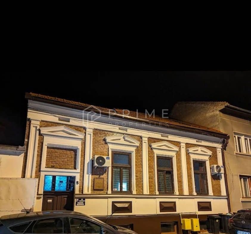 Clădire ultracentrală – Târgu Mureș, str. Mihail Kogălniceanu