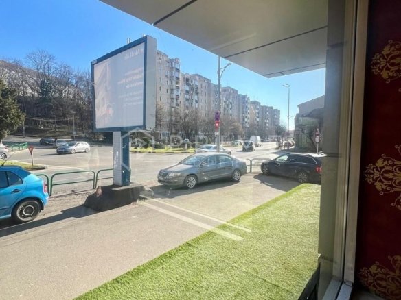 Spatiu comercial 150 mp | Zona 7 Noiembrie | Vad exceptional