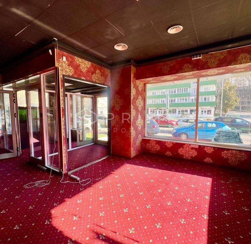 Spatiu comercial 150 mp | Zona 7 Noiembrie | Vad exceptional