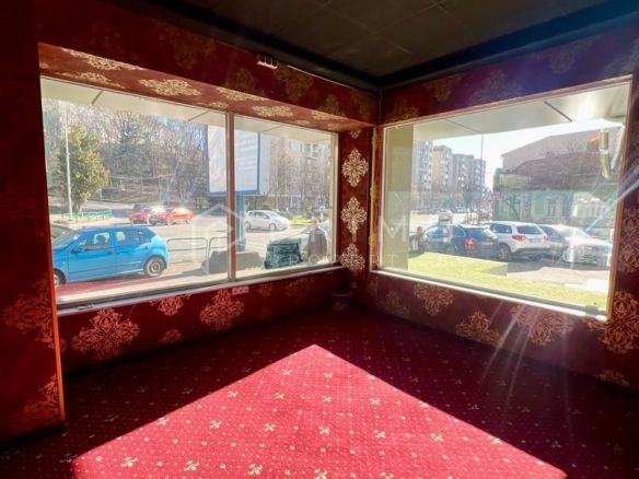 Spatiu comercial 150 mp | Zona 7 Noiembrie | Vad exceptional