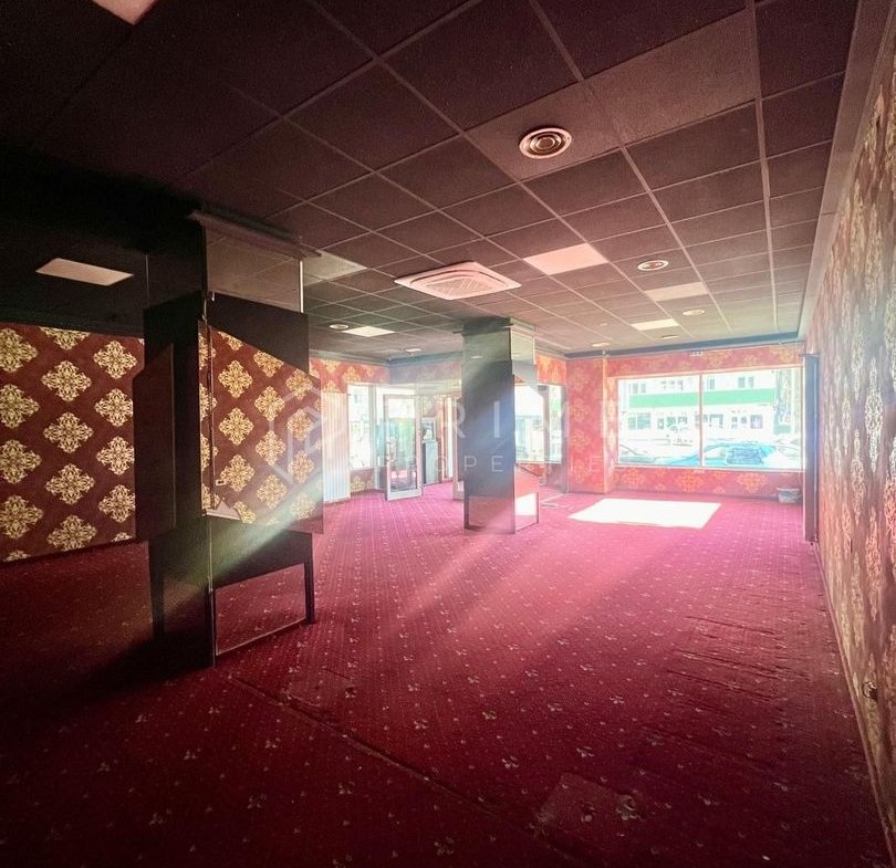 Spatiu comercial 150 mp | Zona 7 Noiembrie | Vad exceptional