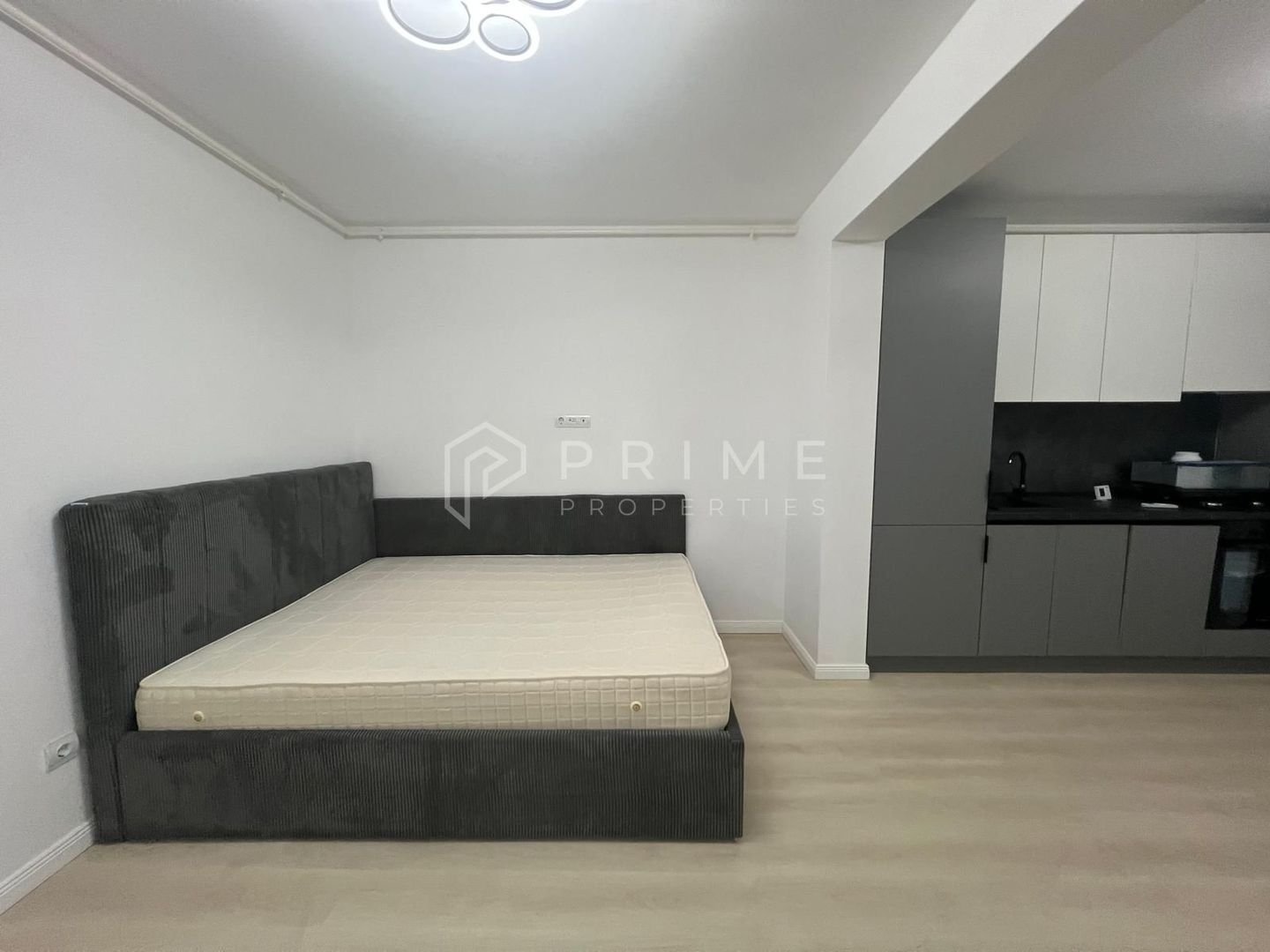 anBn-12864 Studio nou de închiriat | Spațios | Imobil nou | Zonă semicentrală