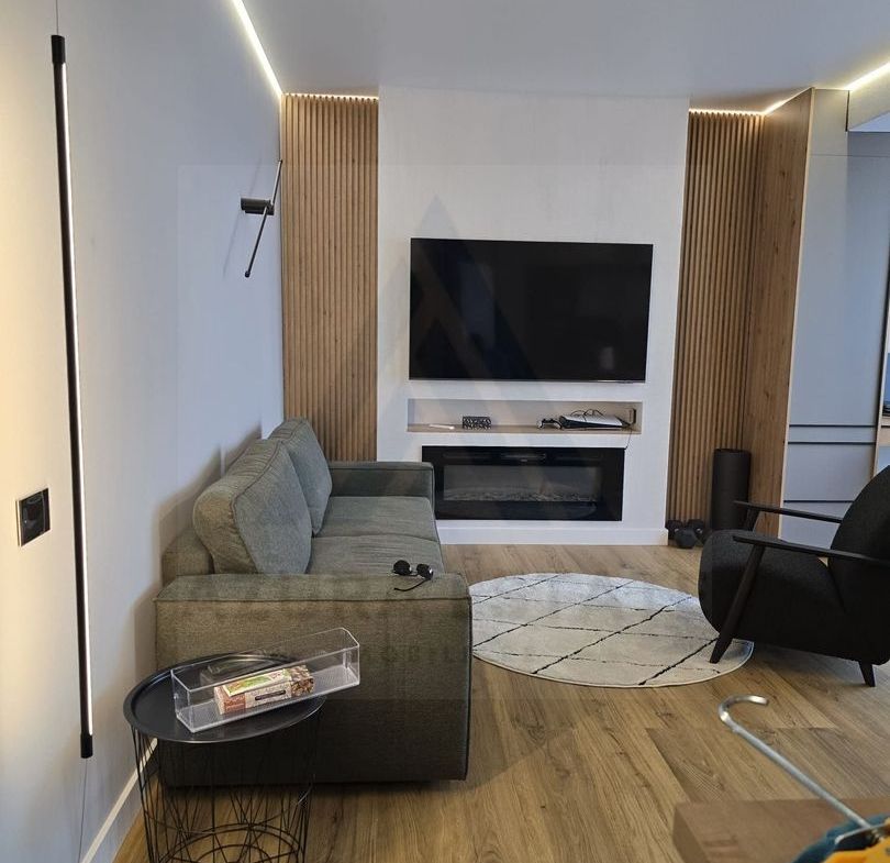 Apartament premium 75 mp utili cu parcare subterana si boxa Central
