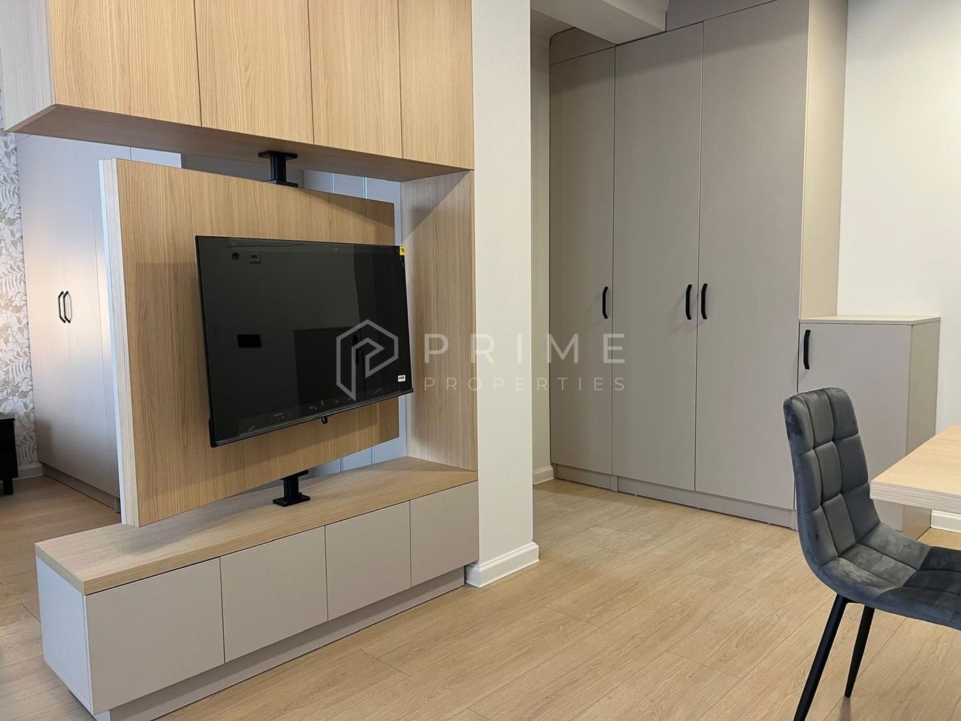 Studio NOU | Design modern I Semicentral | Parcare