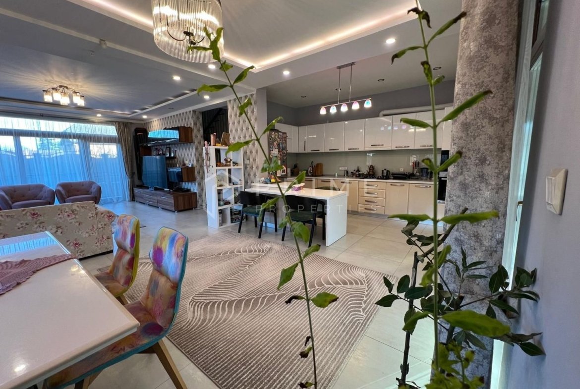 Vilă individuală premium | 730 mp teren | 4 dormitoare | Garaj