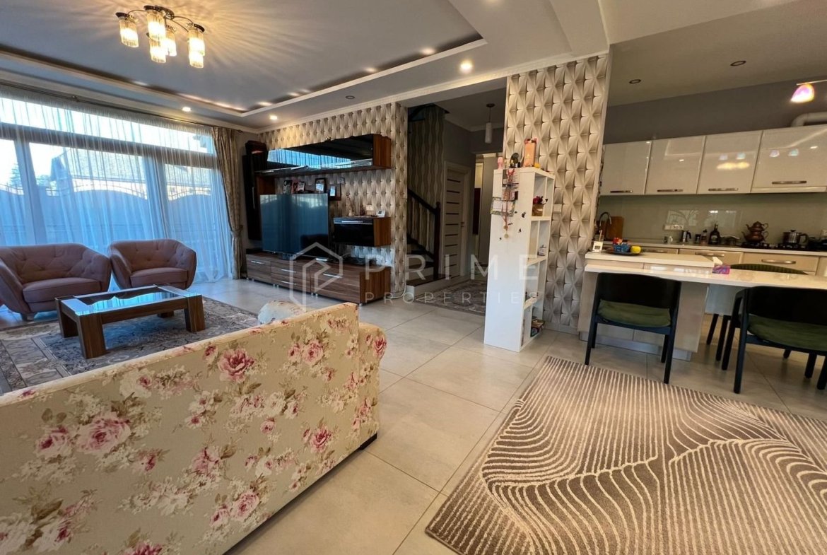 Vilă individuală premium | 730 mp teren | 4 dormitoare | Garaj