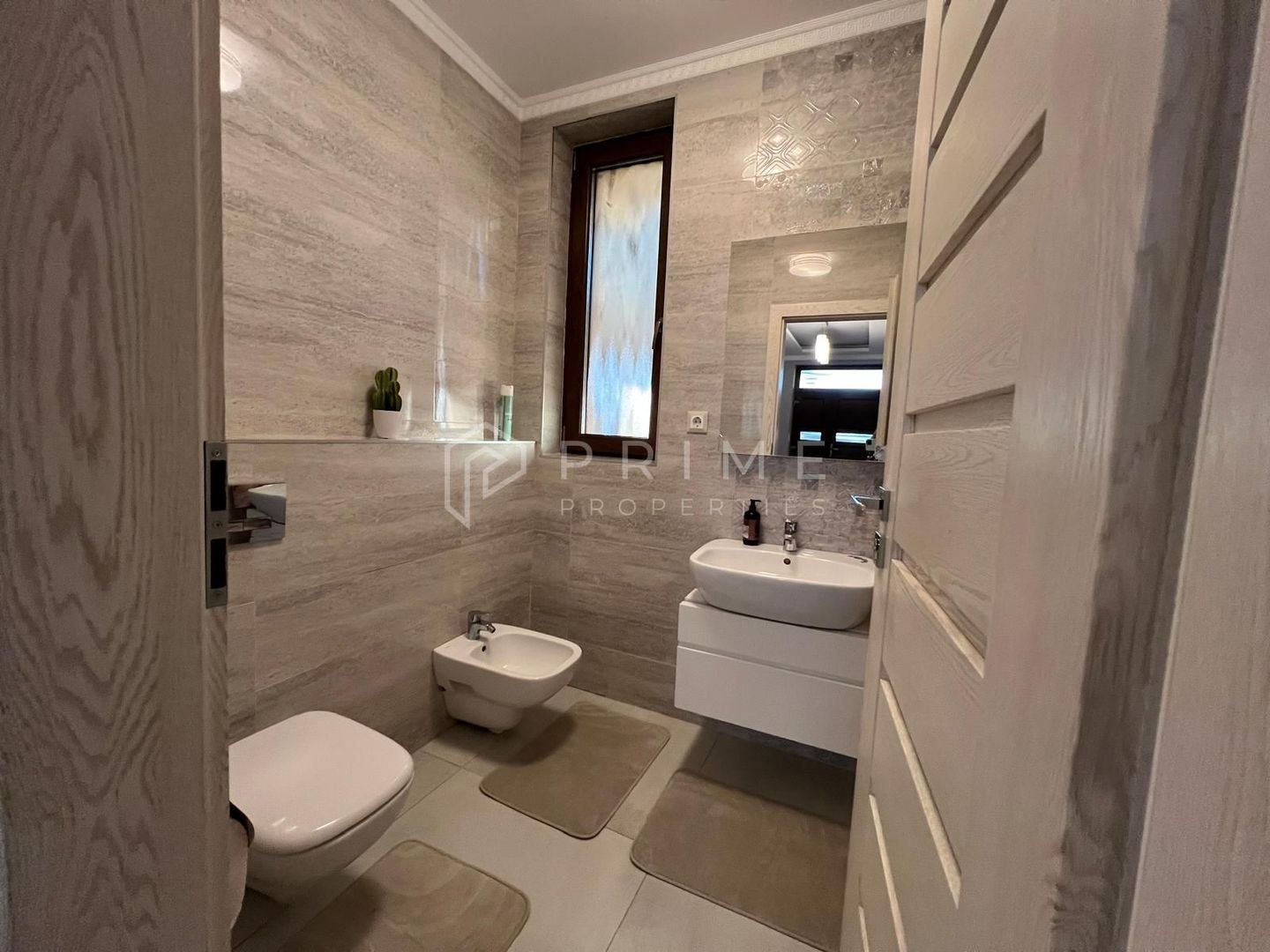 anBn-12990 Vilă individuală premium | 730 mp teren | 4 dormitoare | Garaj