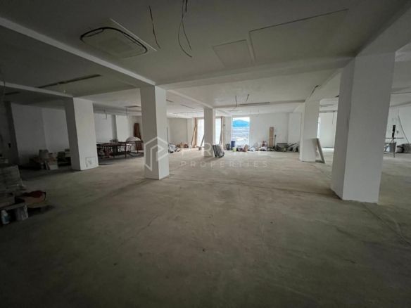 Spațiu comercial de închiriat – 360 mp | Ieșire Târgu Mureș –Cristești