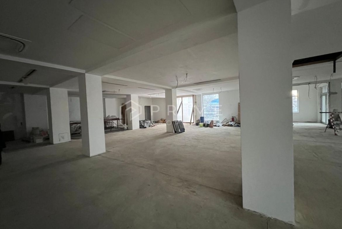 Spațiu comercial de închiriat – 360 mp | Ieșire Târgu Mureș –Cristești