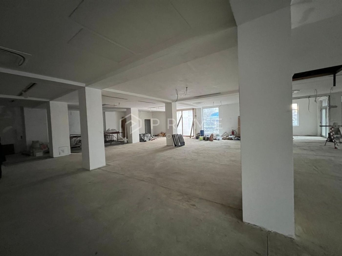 Spațiu comercial de închiriat – 360 mp | Ieșire Târgu Mureș –Cristești