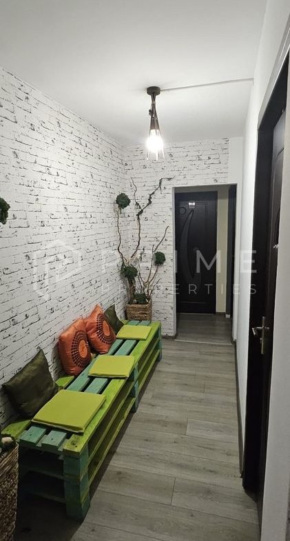 Spațiu comercial 4 camere| 80 mp | Arteră intens circulată, Tudor