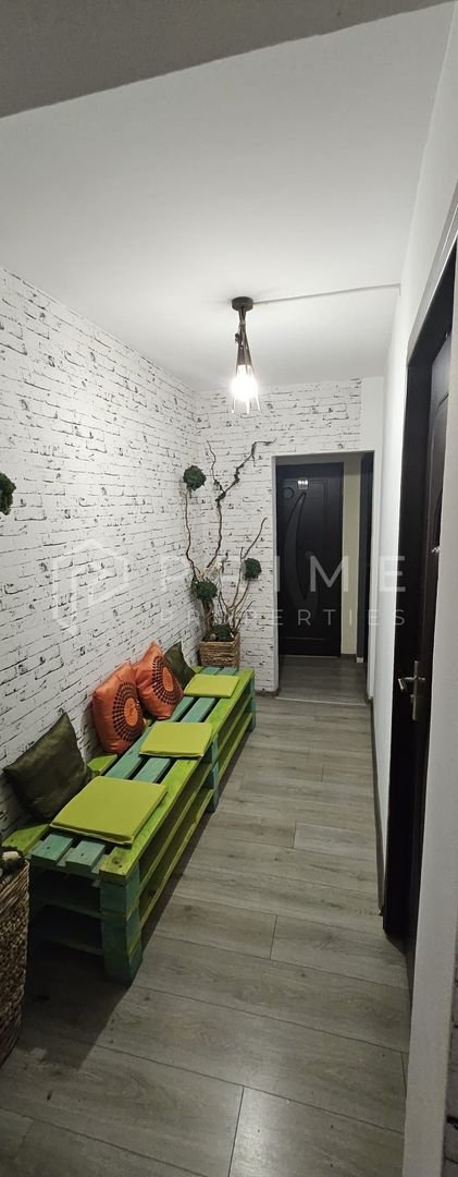anBn-13017 Spațiu comercial 4 camere| 80 mp | Arteră intens circulată, Tudor